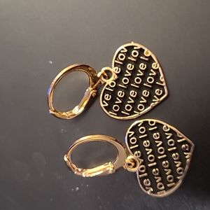 - Love Fashion Earrings